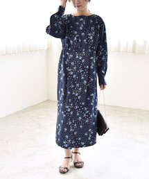 quaranciel: ドット フラワー プリント Iライン ギャザー ワンピース