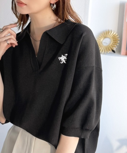 classicalelf(クラシカルエルフ)の「涼しげに整う、ラフ見えきちんと服♪胸刺繍ミラノリブスキッパー襟トップス(半袖)(ポロシャツ・レディース・ブラック/ベージュ/オレンジ系/アイボリー系1/ブラック系1/オフホワイト・X-LARGE/SMALL/MEDIUM/LARGE)」の11枚目の写真