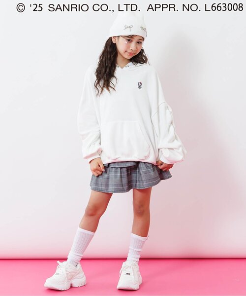 sanrio(サンリオ)の「【ハローキティ】BIGフーディ(パーカー・キッズ・グレー/オフホワイト/ピンク・XX-SMALL/X-SMALL/SMALL/MEDIUM)」の9枚目の写真