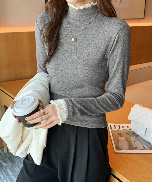 Miniministore(ミニミニストア)の「レースフリル付きハイネックリブニットソー(Tシャツ/カットソー・レディース・アイボリー/ブラック/ブラウン/ダークグレー/グレー・FREE)」の7枚目の写真