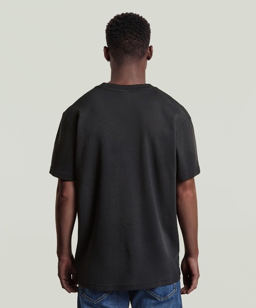 G-STAR(ジースター)の「Sunfaded Applique Loose T-Shirt/ヴィンテージライクサンフェード加工アップリケロゴルーズTシャツ(Tシャツ/カットソー・メンズ・ブラック/ホワイト・XX-LARGE/X-LARGE/LARGE/MEDIUM/SMALL/X-SMALL/XX-SMALL)」の14枚目の写真