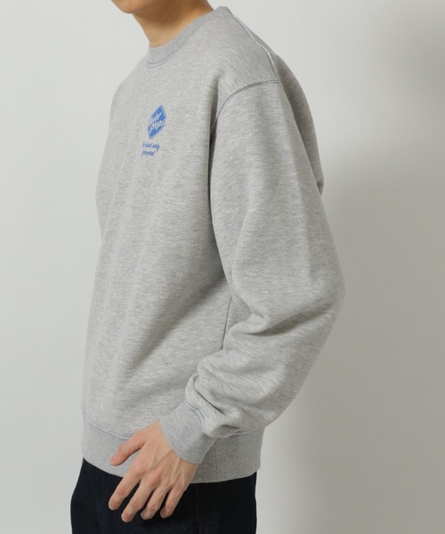 LAKOLE(ラコレ)の「プリント刺繍裏起毛プルオーバー / 631285(スウェット・メンズ・レッド/ブラック/グレー・MEDIUM/LARGE)」の12枚目の写真