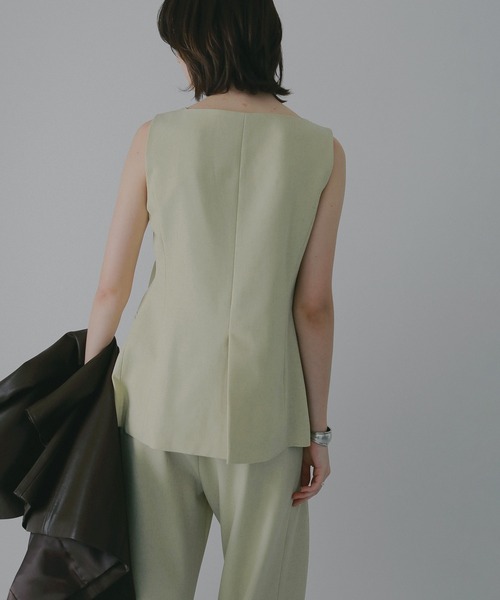 MANOF(マノフ)の「SQUARE NECK GILET SET UP(サロペット/オーバーオール・レディース・チャコールグレー/セージグリーン/アイボリー・M/S)」の8枚目の写真
