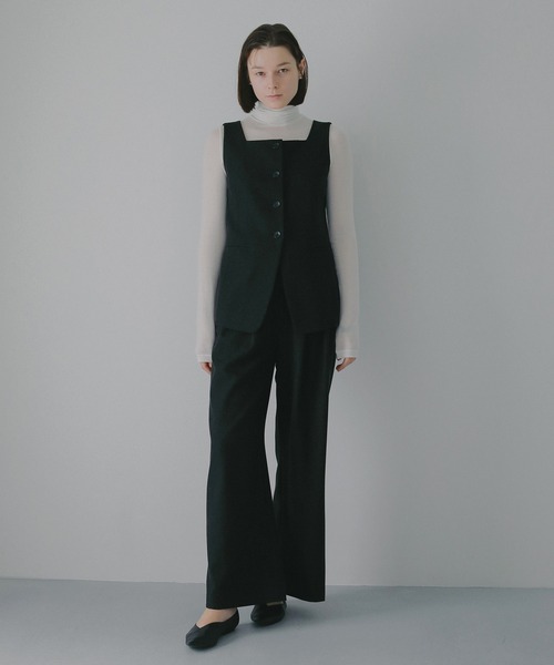 MANOF(マノフ)の「SQUARE NECK GILET SET UP(サロペット/オーバーオール・レディース・チャコールグレー/セージグリーン/アイボリー・M/S)」の15枚目の写真