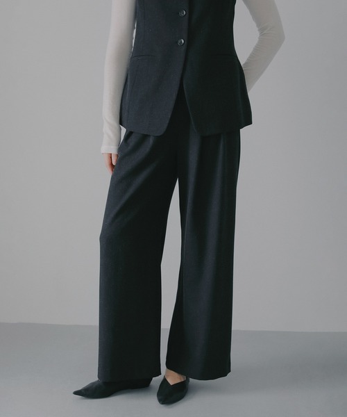 MANOF(マノフ)の「SQUARE NECK GILET SET UP(サロペット/オーバーオール・レディース・チャコールグレー/セージグリーン/アイボリー・M/S)」の20枚目の写真