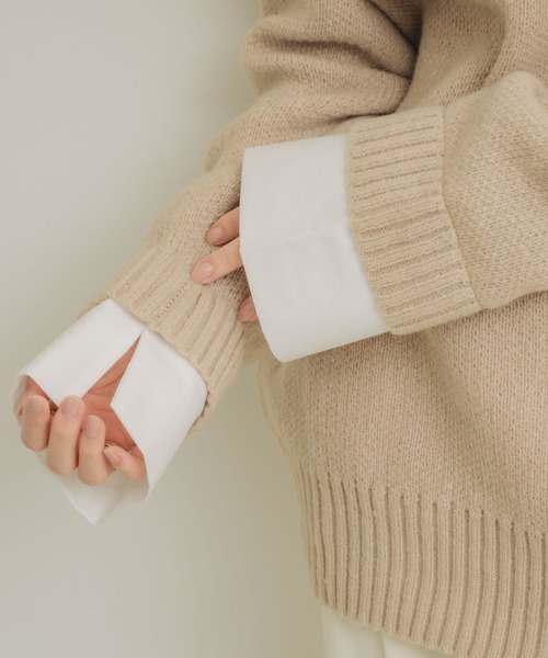 NEUNA(ヌナ)の「レイヤードオーバースプリングトップス(ニット/セーター・レディース・ベージュ/チャコールグレー/オフホワイト・FREE)」の5枚目の写真