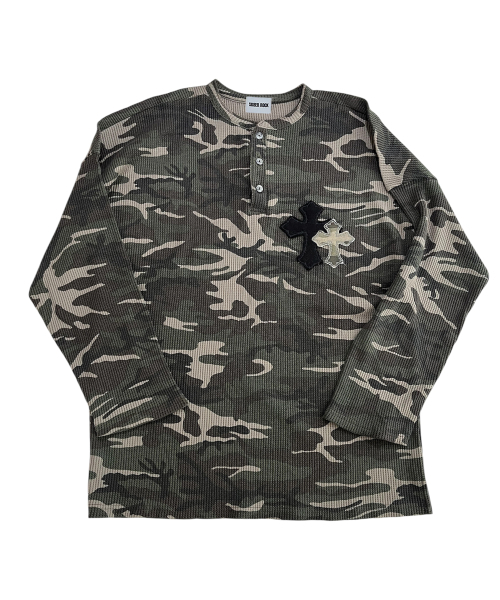 SK8ER ROCK(スケーターロック)の「Double Cross Camouflage Henley Neck T-shirt ((khaki))(Tシャツ/カットソー・レディース・その他・ONE SIZE)」の1枚目の写真