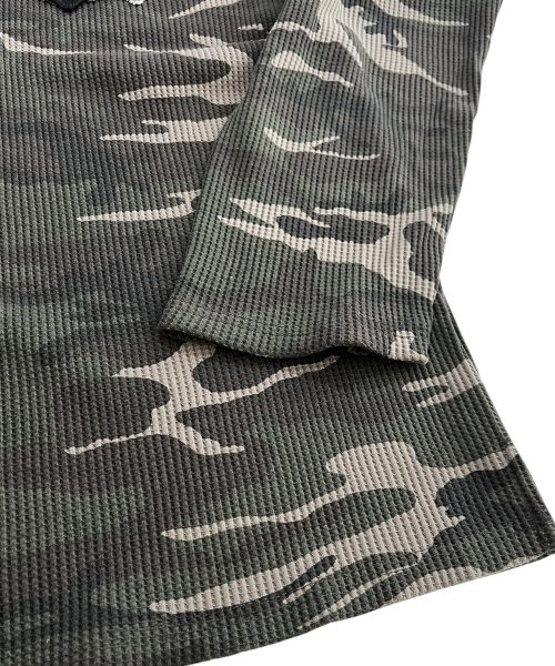 SK8ER ROCK(スケーターロック)の「Double Cross Camouflage Henley Neck T-shirt ((khaki))(Tシャツ/カットソー・レディース・その他・ONE SIZE)」の5枚目の写真