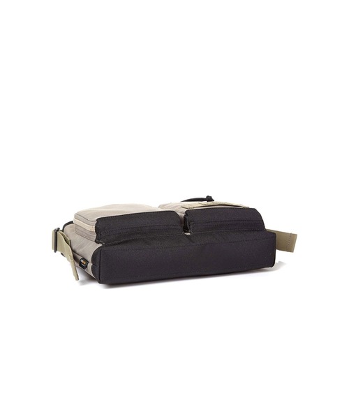 Samsonite(サムソナイト)の「サムソナイトレッド ENDERBY クロスバッグ(ボディバッグ/ウエストポーチ・メンズ・サンドベージュ/ブラック/グレー・ONE SIZE)」の20枚目の写真