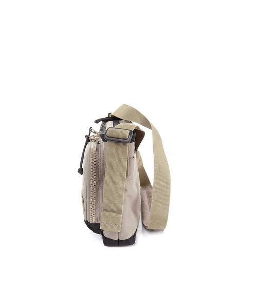 Samsonite(サムソナイト)の「サムソナイトレッド ENDERBY クロスバッグ(ボディバッグ/ウエストポーチ・メンズ・サンドベージュ/ブラック/グレー・ONE SIZE)」の17枚目の写真