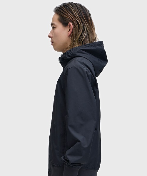 FRED PERRY（フレッドペリー）の「Hooded Brentham Jacket／フードブレンサムジャケット（ブルゾン・メンズ・ブラック・L/M/S）」の6枚目の写真