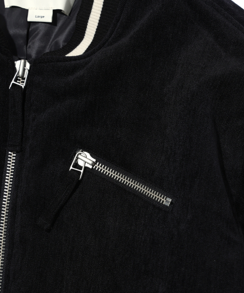 IEY(アイイーワイ)の「VELVET ZIP BOMBER JACKET Black(ブルゾン・メンズ・その他・M)」の4枚目の写真