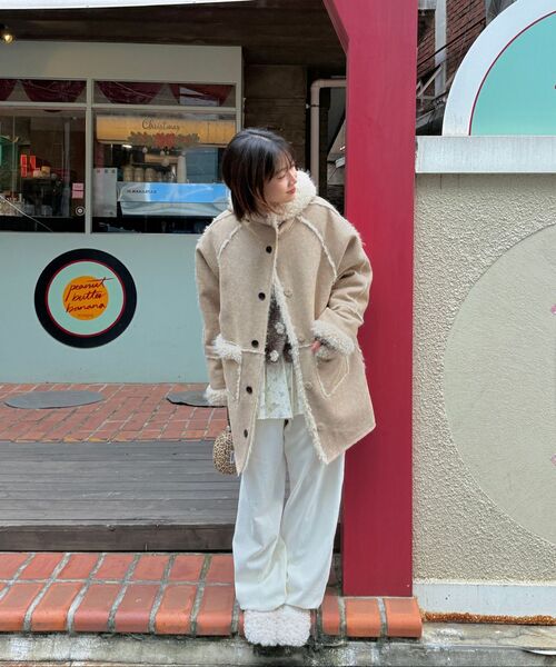 RONRON（ロンロン）の「LAYERED SKIRT TRAINING PANTS IVORY FLOWER（スウェットパンツ・レディース・その他・FREE）」の4枚目の写真