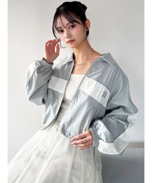 RESEXXY（リゼクシー）の「バイカラーパイピングブルゾン（ブルゾン・レディース・チャコールグレー/ブルー/ピンク・FREE）」の8枚目の写真