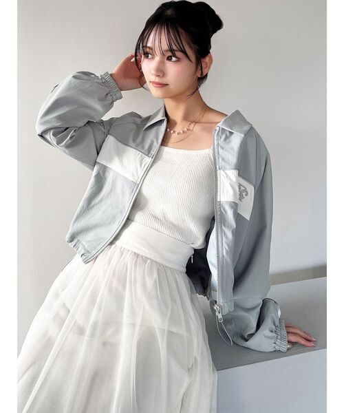 RESEXXY（リゼクシー）の「バイカラーパイピングブルゾン（ブルゾン・レディース・チャコールグレー/ブルー/ピンク・FREE）」の9枚目の写真