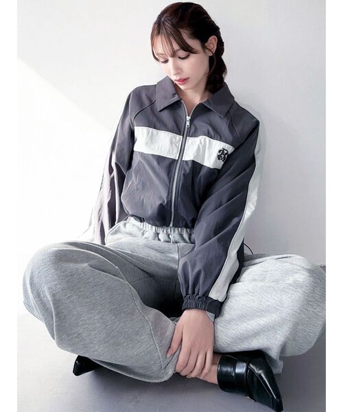 RESEXXY（リゼクシー）の「バイカラーパイピングブルゾン（ブルゾン・レディース・チャコールグレー/ブルー/ピンク・FREE）」の18枚目の写真