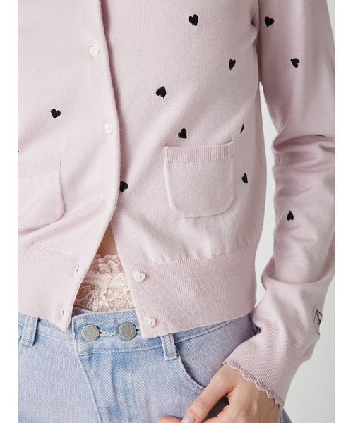 LILY BROWN（リリーブラウン）の「love letterコンパクトニットカーデ（カーディガン/ボレロ・レディース・ホワイト/レッド/ピンク/ネイビー/ライトブルー・F）」の14枚目の写真
