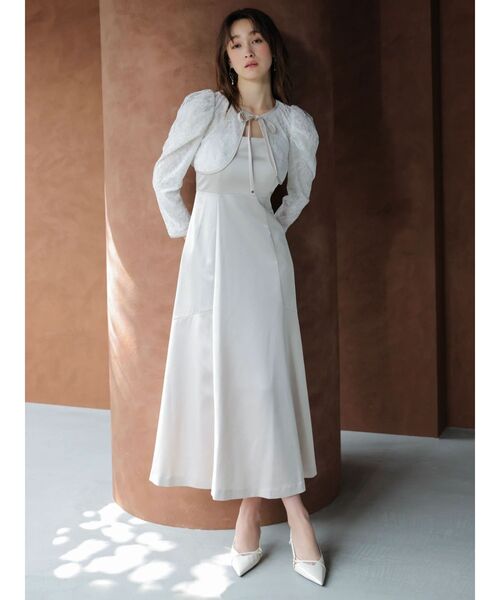 dazzlin(ダズリン)の「【藤井サチコラボ】ボレロSETサテンキャミドレス(ドレス・レディース・アイボリー/ブラック/グリーン・SMALL/MEDIUM)」の1枚目の写真