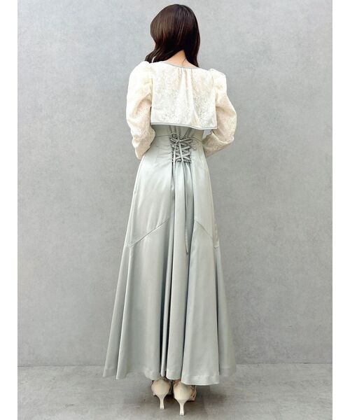 dazzlin(ダズリン)の「【藤井サチコラボ】ボレロSETサテンキャミドレス(ドレス・レディース・アイボリー/ブラック/グリーン・SMALL/MEDIUM)」の9枚目の写真