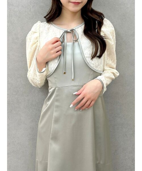 dazzlin(ダズリン)の「【藤井サチコラボ】ボレロSETサテンキャミドレス(ドレス・レディース・アイボリー/ブラック/グリーン・SMALL/MEDIUM)」の11枚目の写真