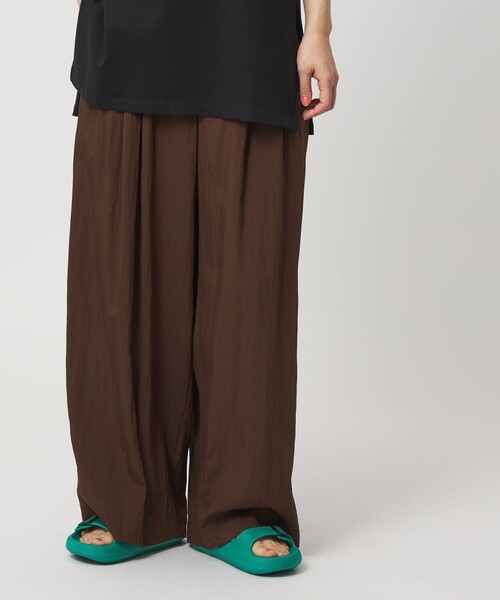 CITEN（シテン）の「＜CITEN＞サラサラ3タックイージーパンツ（スラックス・レディース・ブラック/ダークグリーン/ダークブラウン/ライム・L/M/S）」の7枚目の写真