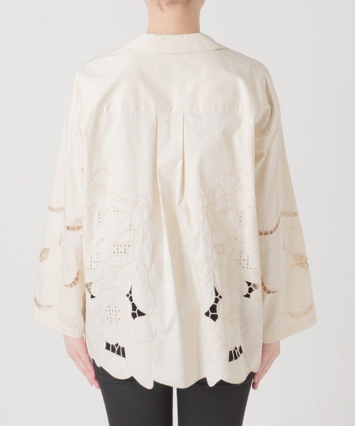 JOURNAL STANDARD(ジャーナルスタンダード)の「フラワーエンブロイダリースカラップシャツ(シャツ/ブラウス・レディース・ホワイト・FREE)」の13枚目の写真
