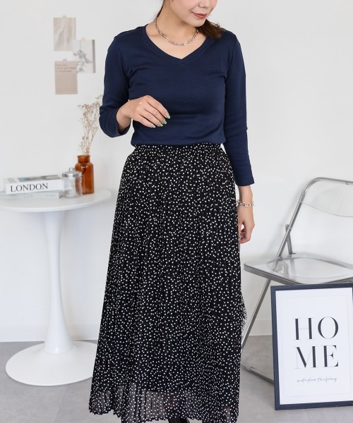 aity（アイティ）の「M-4L  Vネック8分袖スリーブ カットソー 夏服（Tシャツ/カットソー・レディース・ブラック/杢グレー/チャコールグレー/ネイビー/ホワイト・3L/LL/L/M/4L）」の15枚目の写真