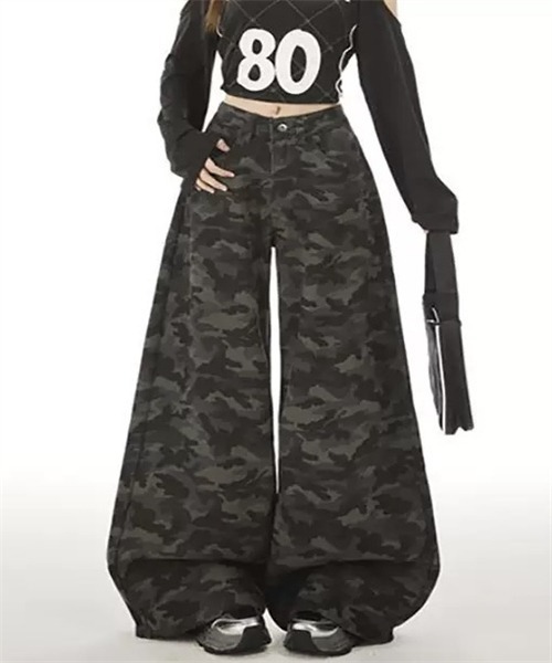 FREE STYLISTS(フリー スタイリスト)の「迷彩柄デニムパンツ(デニムパンツ・レディース・カモフラージュ・S/XL/2XL/L/M/XS)」の1枚目の写真