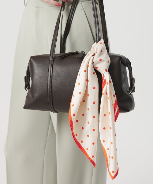 BEAUTY&YOUTH UNITED ARROWS(ビューティーアンドユースユナイテッドアローズ)の「ポリエステル ドット スカーフ(バンダナ/スカーフ・レディース・ダークブラウン/ブラック/ナチュラル・FREE)」の3枚目の写真