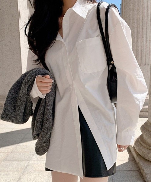 Flugge(フラッジー)の「ベーシックオーバーシャツ(シャツ/ブラウス・レディース・ホワイト・LARGE/MEDIUM)」の1枚目の写真
