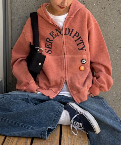 CIAOPANIC TYPY(チャオパニックティピー)の「【UNISEX】ワッフルジップパーカー(パーカー・レディース・サーモンピンク/ネイビー・MEDIUM/LARGE)」の18枚目の写真