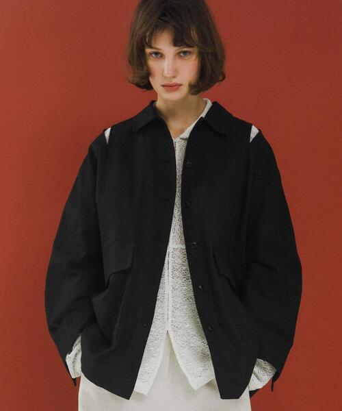 LAATO（ラート）の「slit coveralls（カバーオール・レディース・オフホワイト/ブラック・FREE）」の2枚目の写真