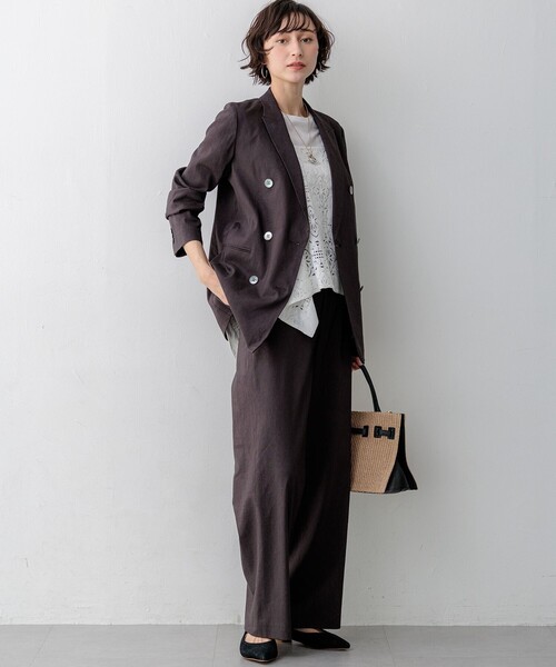 23区 L(ニジュウサンクオオキイサイズ)の「リネンレーヨンストレッチ ダブルジャケット(その他アウター・レディース・ネイビー系/ベージュ系/ダークブラウン系・44/48/50/46)」の7枚目の写真