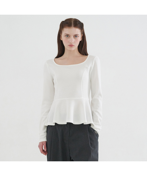MICANE(ミケーネ)の「タヒールペプラムT(Tシャツ/カットソー・レディース・アイボリー/スカイブルー/ブラック・MEDIUM/LARGE/XX-LARGE/X-LARGE/SMALL)」の1枚目の写真
