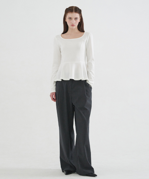 MICANE(ミケーネ)の「タヒールペプラムT(Tシャツ/カットソー・レディース・アイボリー/スカイブルー/ブラック・MEDIUM/LARGE/XX-LARGE/X-LARGE/SMALL)」の6枚目の写真