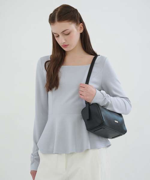 MICANE(ミケーネ)の「タヒールペプラムT(Tシャツ/カットソー・レディース・アイボリー/スカイブルー/ブラック・MEDIUM/LARGE/XX-LARGE/X-LARGE/SMALL)」の10枚目の写真