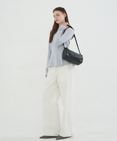 MICANE(ミケーネ)の「タヒールペプラムT(Tシャツ/カットソー・レディース・アイボリー/スカイブルー/ブラック・MEDIUM/LARGE/XX-LARGE/X-LARGE/SMALL)」の11枚目の写真