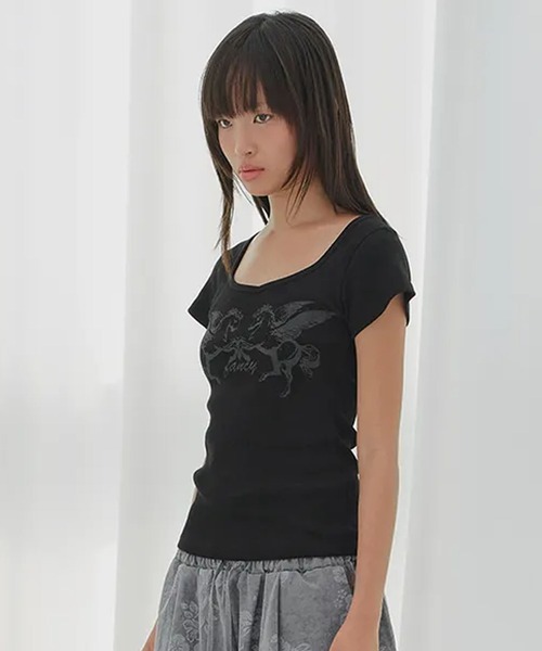 Ada.(エイダ)の「◇FANCYCLUB◇ブランド直輸入正規品/ペガサス リブトップ PEGASUS RIBBED TOP(Tシャツ/カットソー・レディース・オートミール/ブラック・FREE)」の3枚目の写真