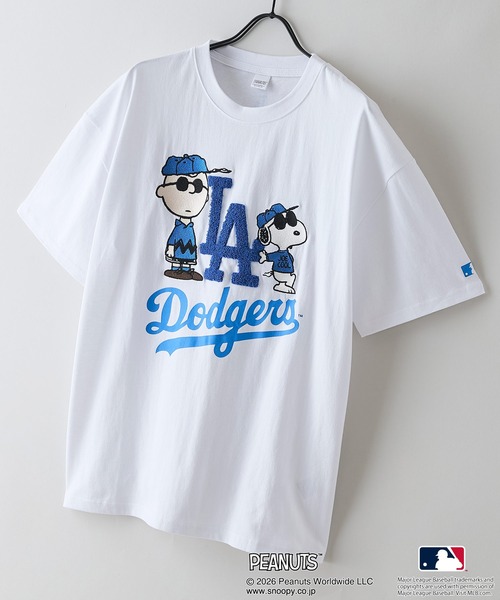 PEANUTS（ピーナッツ）の「【PEANUTS×MLB】【レジャー・フェスに】MLB×スヌーピー 刺繍Tシャツ 厚手コットン100% 透けない・丈夫 ストリートスタイル（Tシャツ/カットソー・メンズ・ブルー系その他2/ホワイト系その他3/ホワイト系その他/ベージュ系その他/ブラック系その他/ホワイト系その他2/ブラック系その他3/ホワイト系その他5/ブルー系その他4/ブラック系その他5/ホワイト系その他4/ベージュ系その他6/ブラック系その他6・LARGE/MEDIUM/X-LARGE）」の4枚目の写真