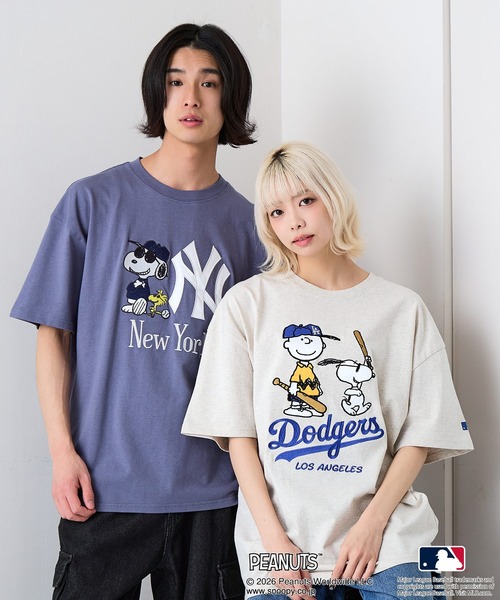 PEANUTS（ピーナッツ）の「【PEANUTS×MLB】【レジャー・フェスに】MLB×スヌーピー 刺繍Tシャツ 厚手コットン100% 透けない・丈夫 ストリートスタイル（Tシャツ/カットソー・メンズ・ブルー系その他2/ホワイト系その他3/ホワイト系その他/ベージュ系その他/ブラック系その他/ホワイト系その他2/ブラック系その他3/ホワイト系その他5/ブルー系その他4/ブラック系その他5/ホワイト系その他4/ベージュ系その他6/ブラック系その他6・LARGE/MEDIUM/X-LARGE）」の17枚目の写真