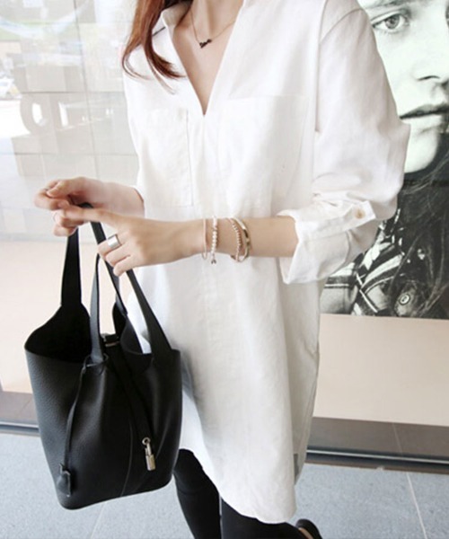 SallyLunn(サリーラン)の「スキッパーシャツチュニック(シャツ/ブラウス・レディース・ホワイト・MEDIUM/LARGE)」の2枚目の写真