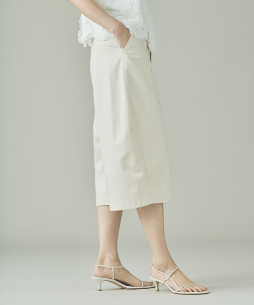 Curensology（カレンソロジー）の「Curensology(カレンソロジー)/エッグハーフパンツ（その他パンツ・レディース・オフホワイト/ベージュ・FREE）」の4枚目の写真