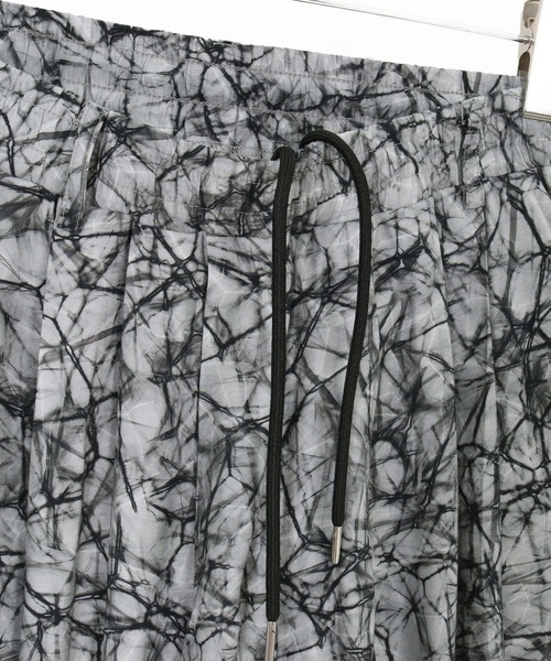 CAMBIO(カンビオ)の「mp14863-Geometric Rayon Nylon Jogger Pants サルエルジョガーパンツ(S68226cmb)(その他パンツ・メンズ・ホワイト×ブラック・L/M/S)」の12枚目の写真