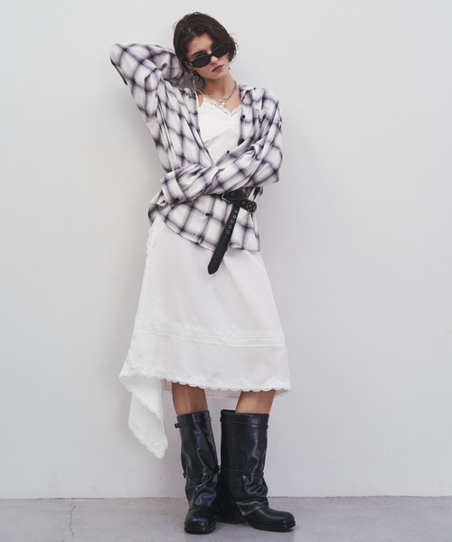 JOSE MOON(ジョゼムーン)の「CROSS OVER LACE CAMI/クロスオーバーレースキャミ(キャミソール・レディース・イエロー系その他/ブラック/ホワイト・FREE)」の15枚目の写真