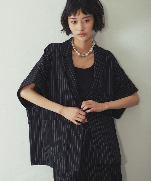 ANOTHER S（アナザーエス）の「ストライプハーフスリーブジャケット（テーラードジャケット・レディース・ブラック/ストライプ・M）」の3枚目の写真