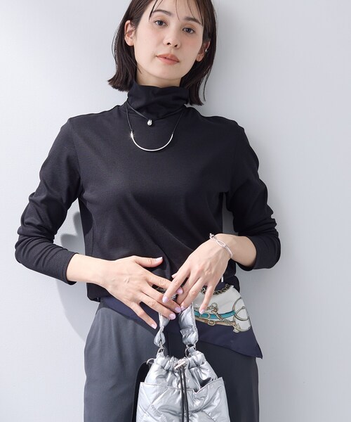 INDIVI（インディヴィ）の「【インナーとして使える／通気性◎】テレコジャージトップス（Tシャツ/カットソー・レディース・ライトグレー/ホワイト/ブラック・40/38/34）」の13枚目の写真