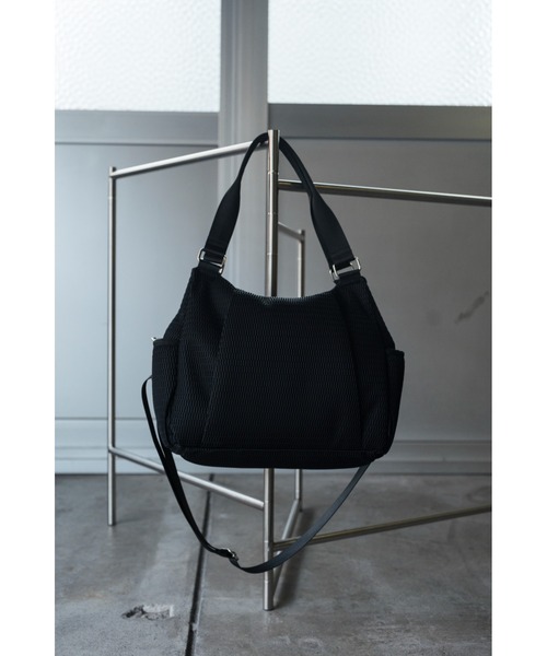EDITA.(エディータ)の「洗濯機で洗える Washable Everyday Round 2way Tote 大容量 / 防水(トートバッグ・レディース・ブラック・FREE)」の3枚目の写真