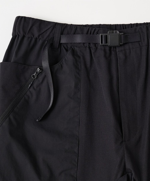 WHITE MOUNTAINEERING(ホワイトマウンテニアリング)の「【White Mountaineering/ホワイトマウンテニアリング】EASY SHORT PANTS(その他パンツ・メンズ・ブラック・2/1)」の5枚目の写真