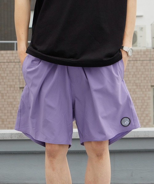 VOLCOM(ボルコム)の「VOLCOM/ボルコム LIDO SOLID TRUNK 16 ボードショーツ 2026年春夏(その他パンツ・メンズ・ブラック/パープル/グリーン系その他・M/L/XL)」の1枚目の写真