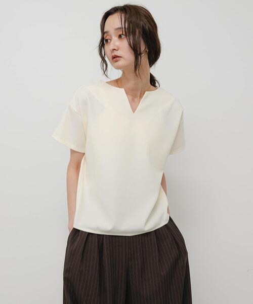 SENSE OF PLACE by URBAN RESEARCH(センスオブプレイスバイアーバンリサーチ)の「キーネックミラノリブTシャツ(Tシャツ/カットソー・レディース・オフホワイト/ホワイト系その他/ブラック/ブラウン/オレンジ・ONE)」の15枚目の写真